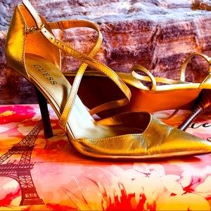 Golden Guess heels, only gently worn couple times. Very classic style!